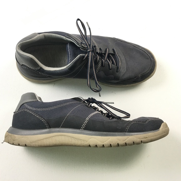 clarks walking shoes sale